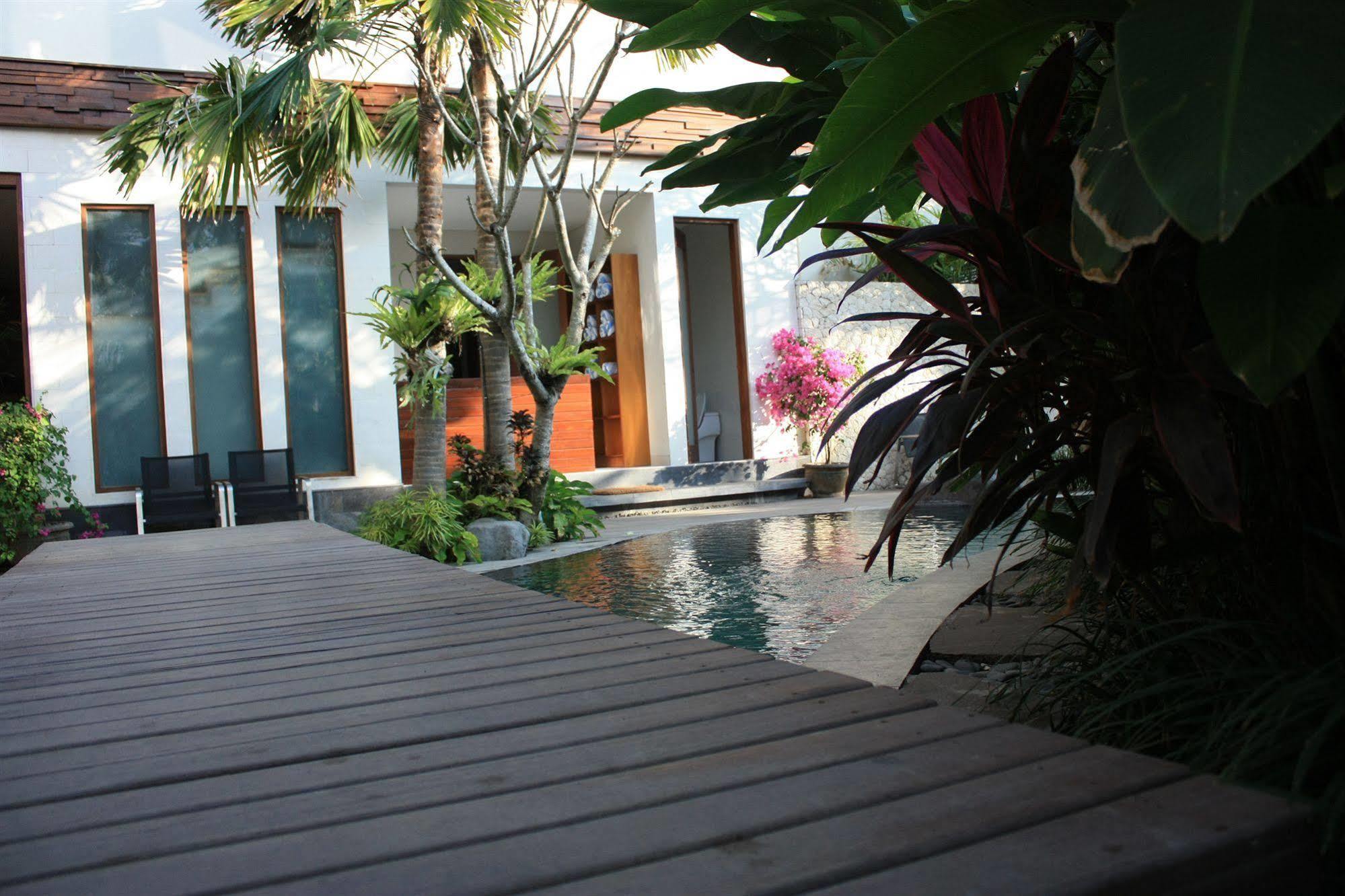 The Dipan Resort, Villas And Spa Seminyak  Ngoại thất bức ảnh